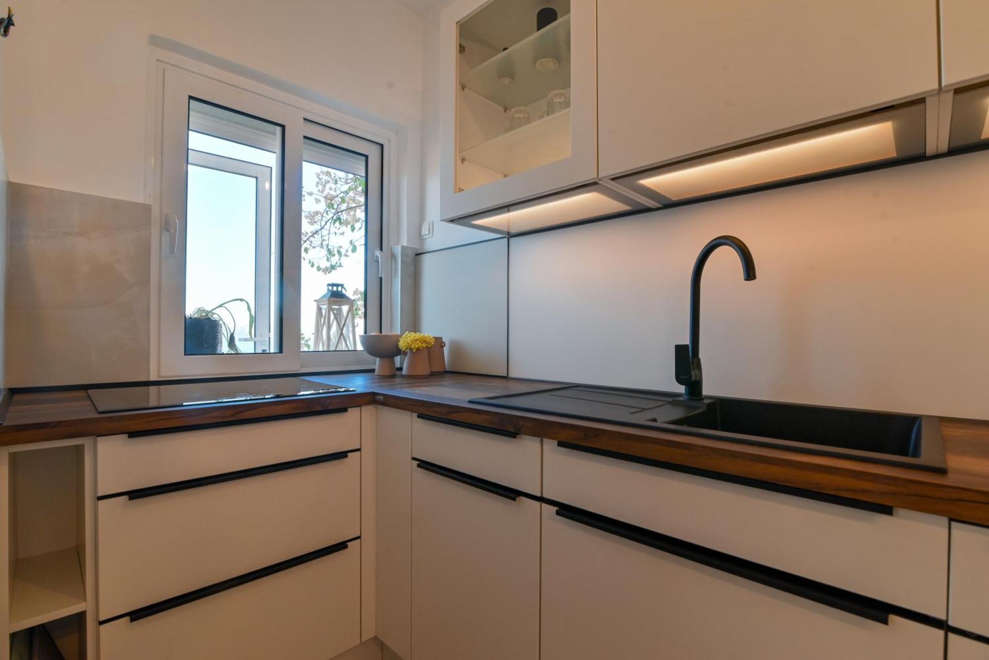 Apartment Spira Puovica โตรกีร์ ภายนอก รูปภาพ