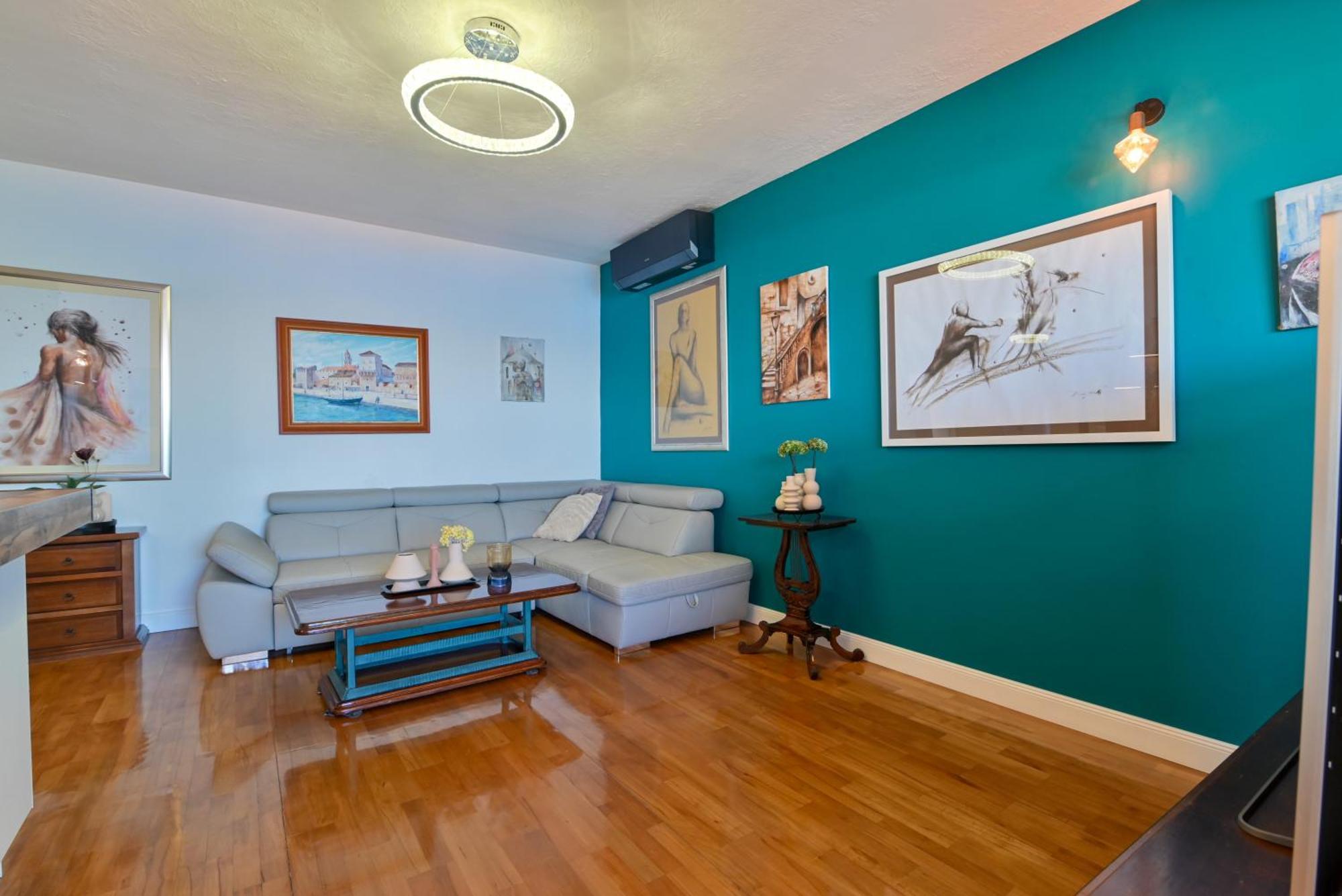 Apartment Spira Puovica โตรกีร์ ภายนอก รูปภาพ